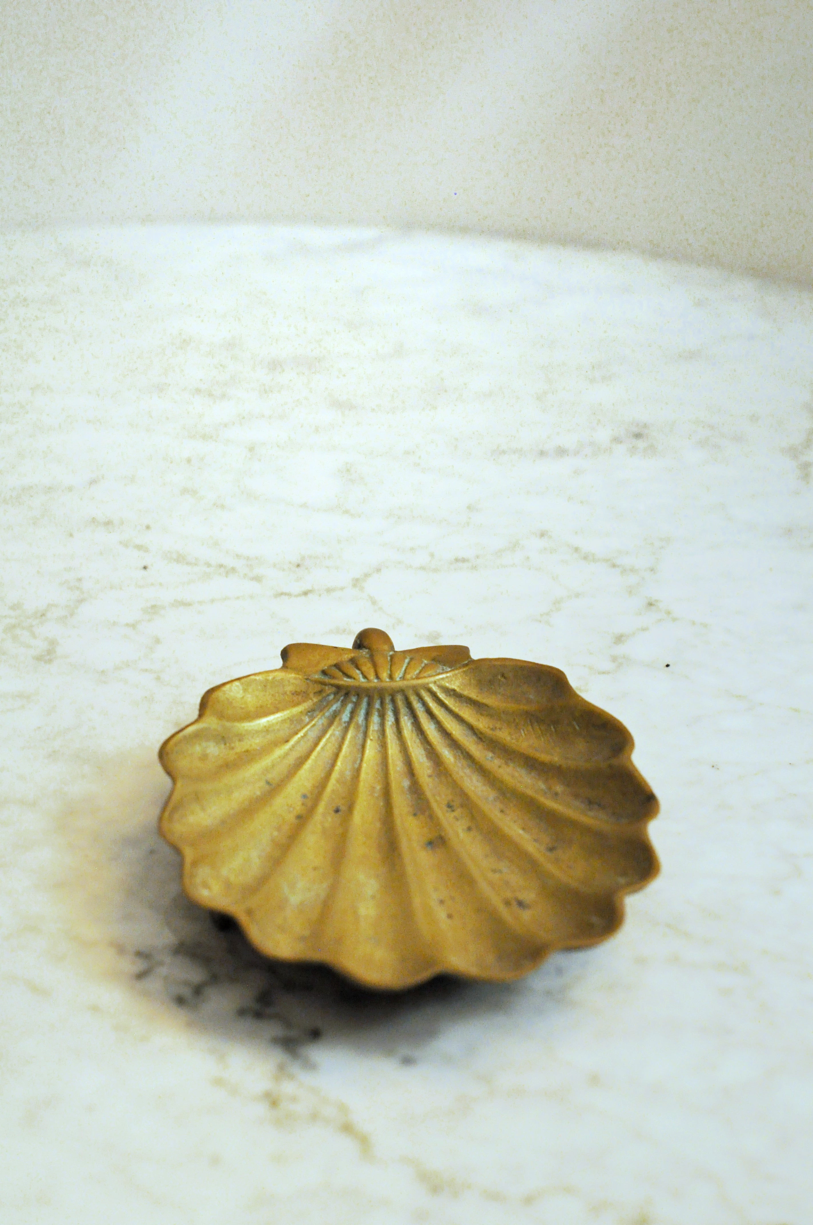 Vintage Brass Scallop Coin Dish