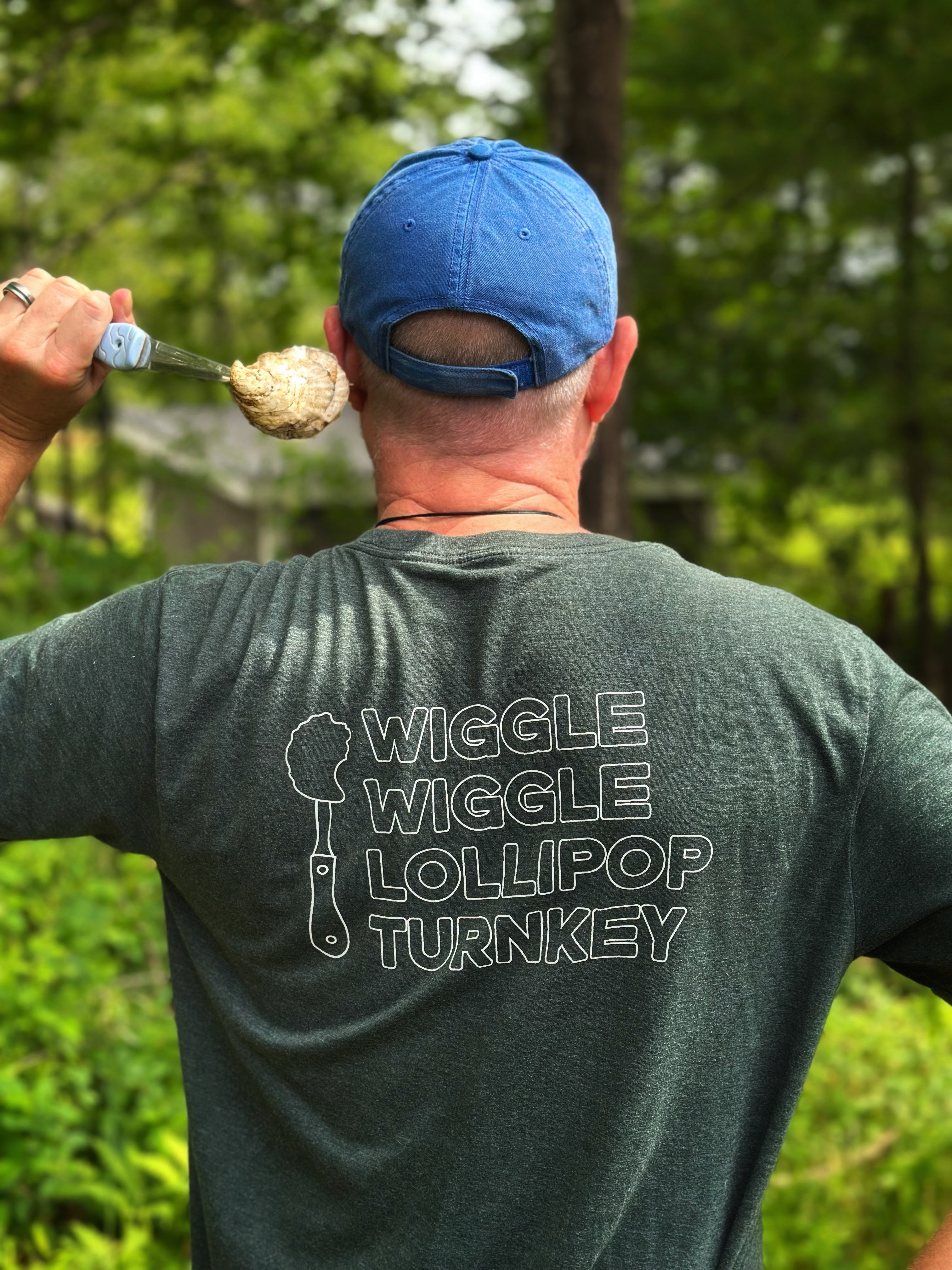 Lady Oyster Shucking Tee