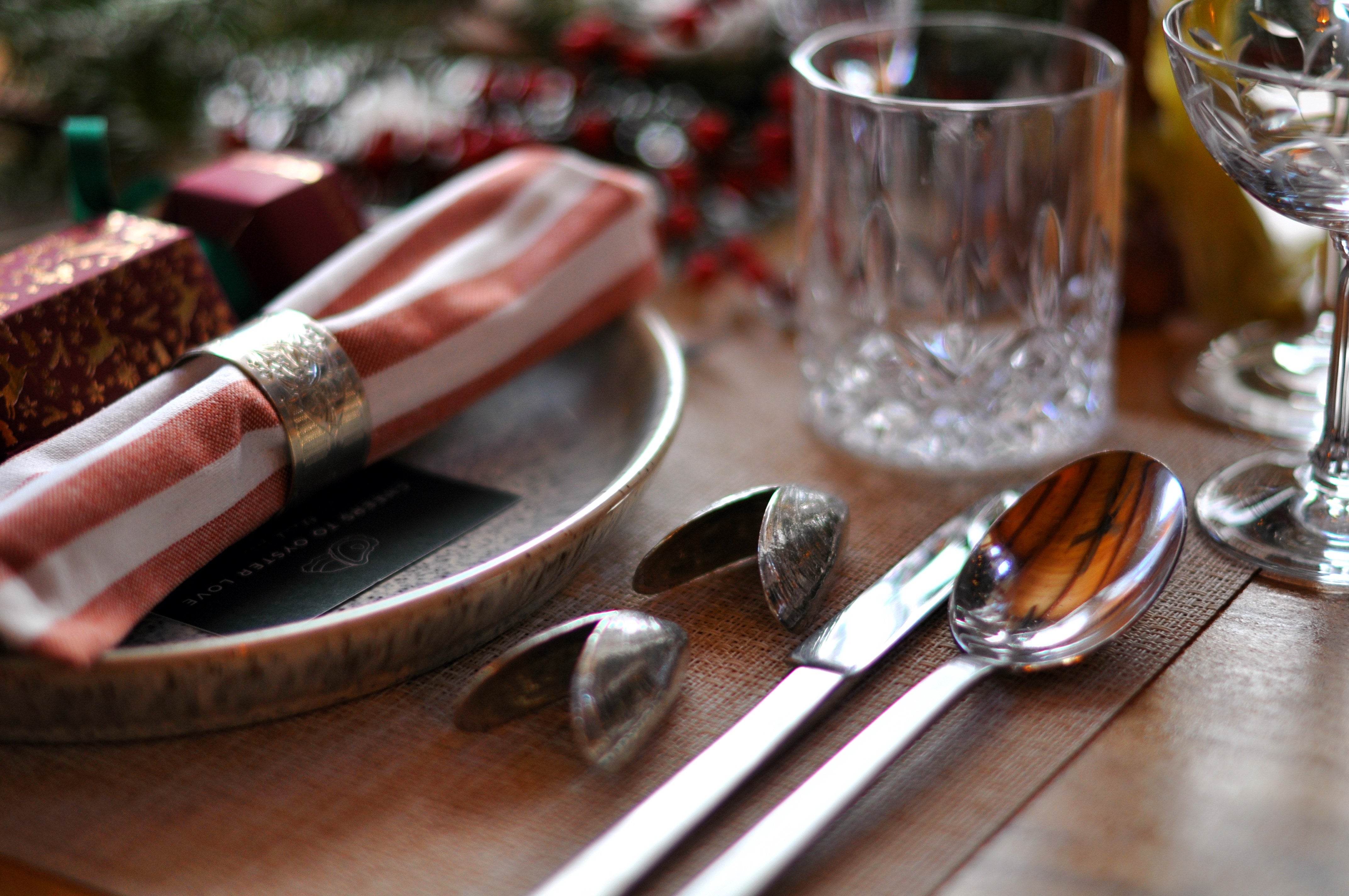 5 Tips to Help You Rock the Holiday Dinner Party | Seafood Edition