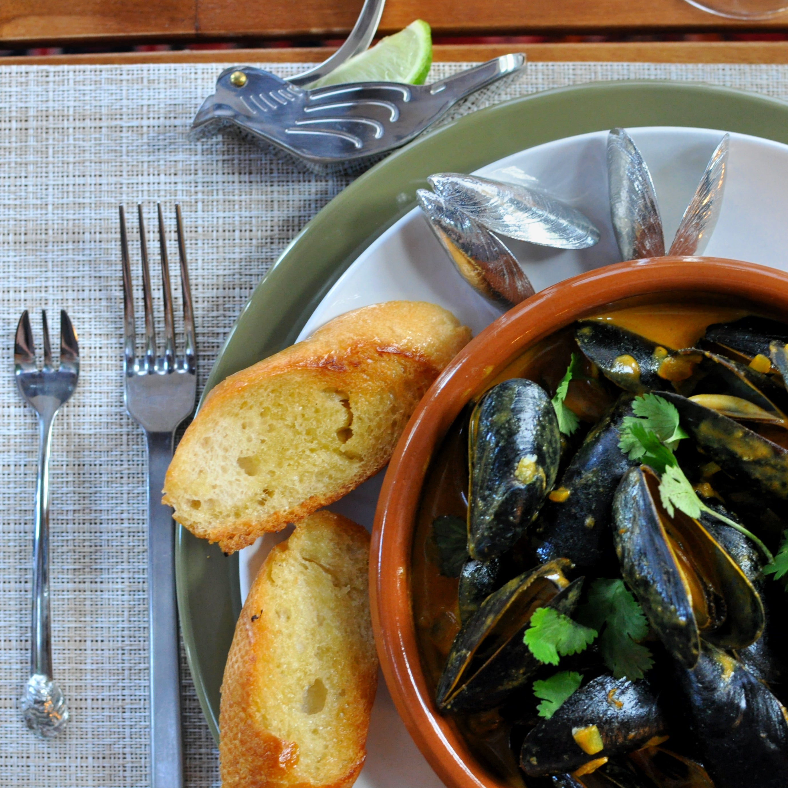 Mussel Night Bundle (Table of 8)