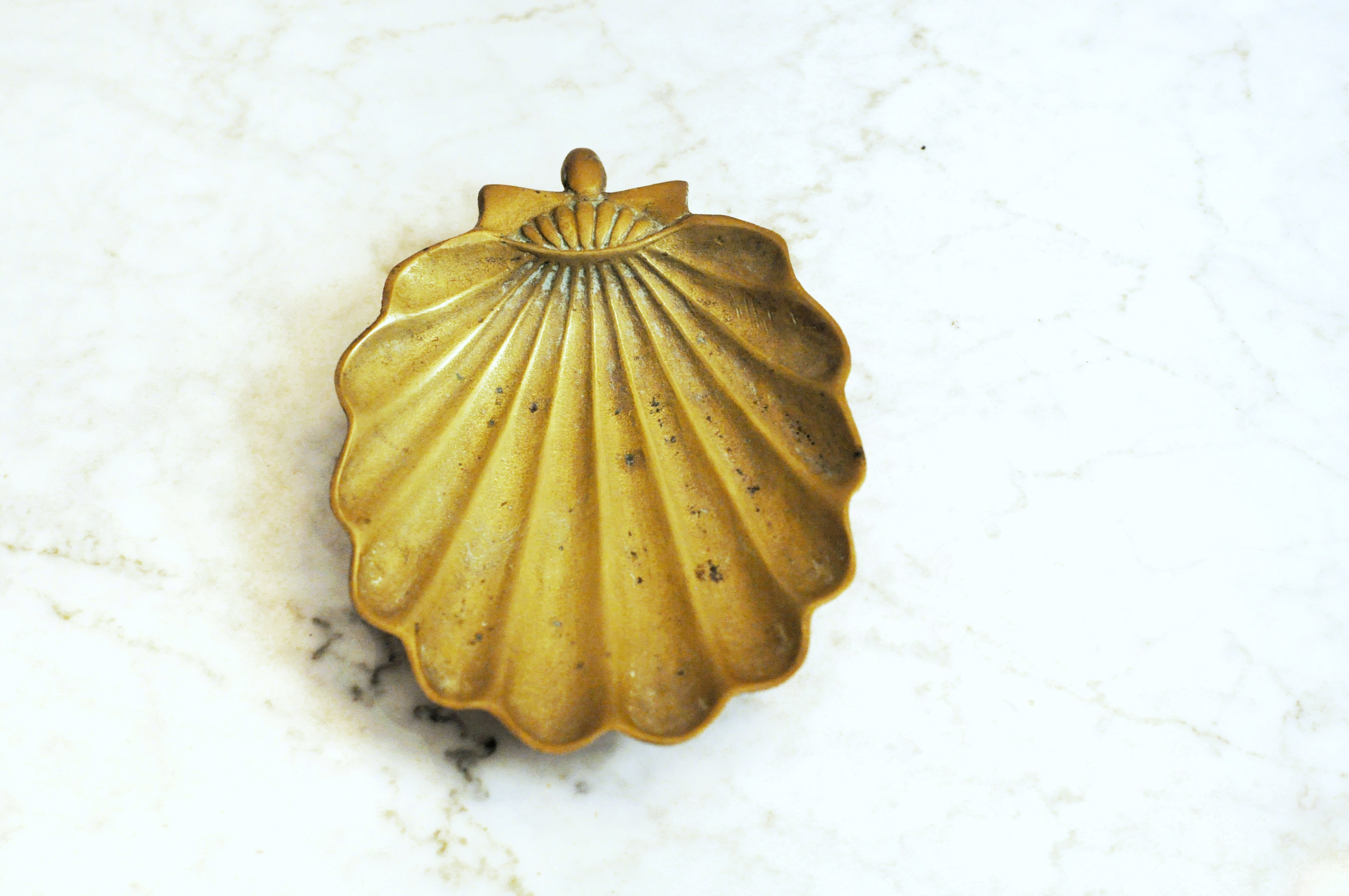 Vintage Brass Scallop Coin Dish